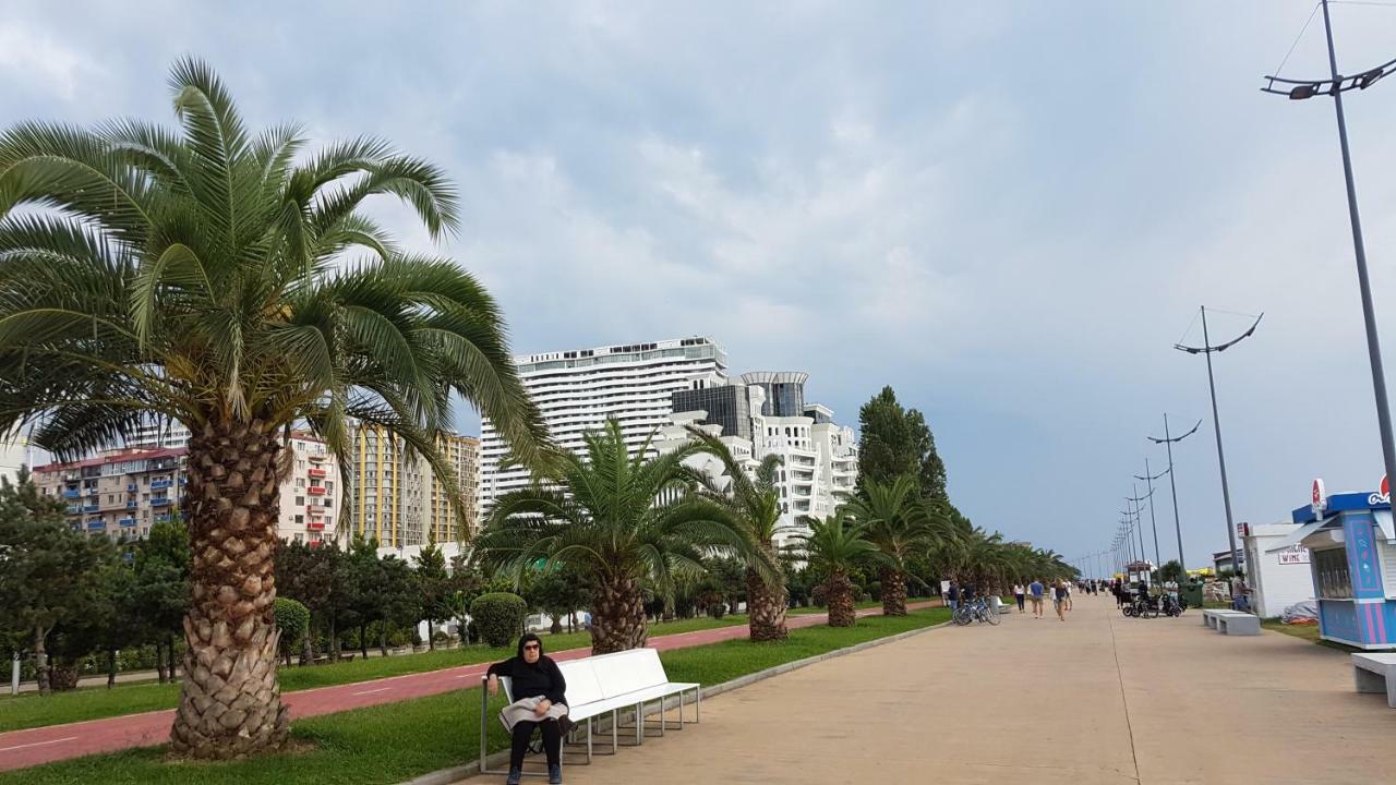 Deluxe Hotel Room In The Heart Of Batumi Orbi City A Block Eksteriør bilde
